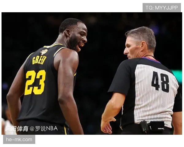 NBA赛场上裁判中断比赛的依据